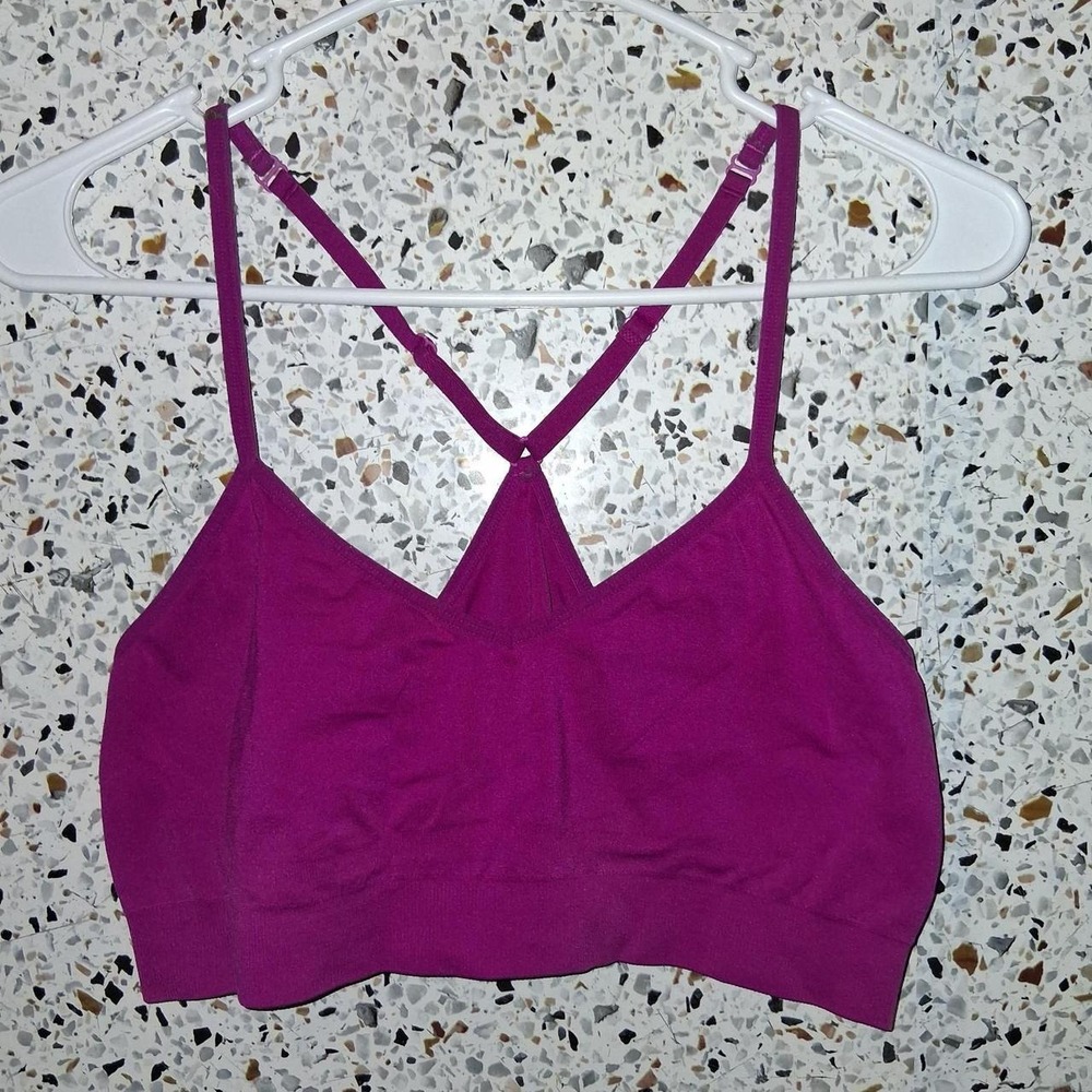 Aritzia Pink Kalon Bralette Size L